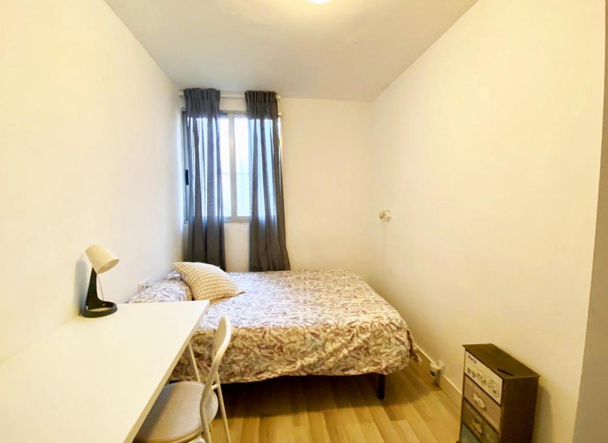 Valencia Guest Rooms Near The Beach In Shared Apartment Zewnętrze zdjęcie